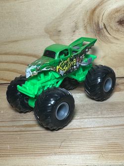Monster Jam 2024 Series 30 1:64 Diecast Monster Truck King Sling #scrappy