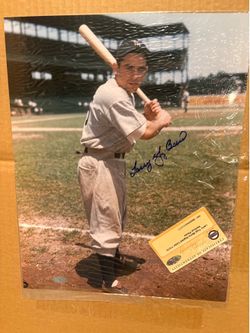 Yogi Berra New York Yankees Autographed 11 x 14 Full Name