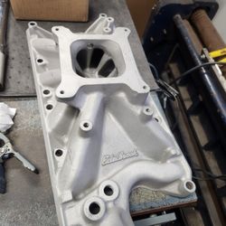 Edelbrock Torker For  Ford 289/302 Engine