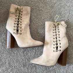 Light Nice Bootie Heels Size 7