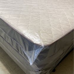 👑NEW KING SIZE TIGHT FIT  MATTRESS  W.BOXSPRINGS INCLUDED 👑  COMFORT : SEMI FIRM ✔️  