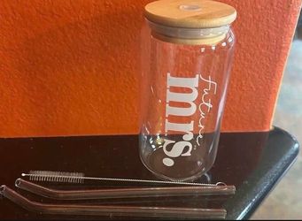 New Future Mrs. Glass Tumbler with Bamboo Lid