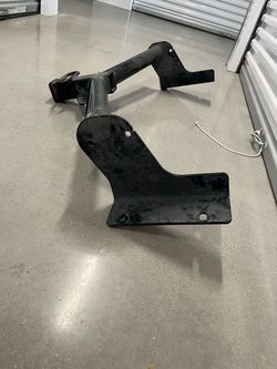 Trailer Hitch for a 2015 Toyota Rav4 w/harness