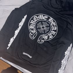 Chrome heart horseshoe zip up 