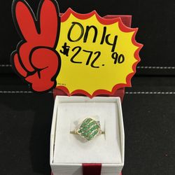 Gold Stone Fashion Ring 