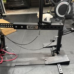 Revolt Belt Squat 2.0 (Free Belt Included)