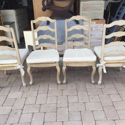 4 Ladder Back Dining Chairs With Cushions 