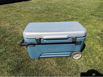 Igloo ice chest