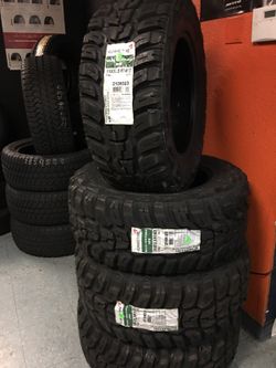 33x12.50 18 kumho mud terrain