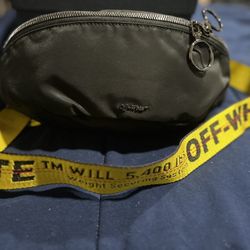 Off White Fanny Pack 