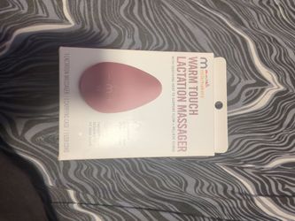 Munchkin Milkmakers Warm Touch Lactation Massager