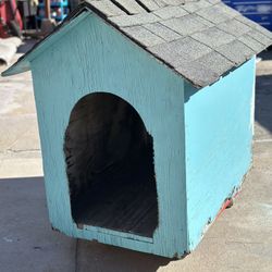 Free Dog 🐕 House 