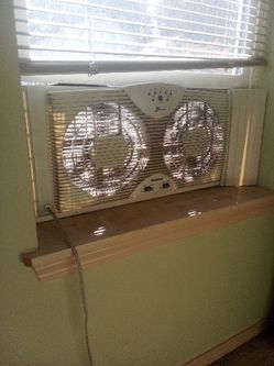 Holmes Twin Window Fan $10.00 obo