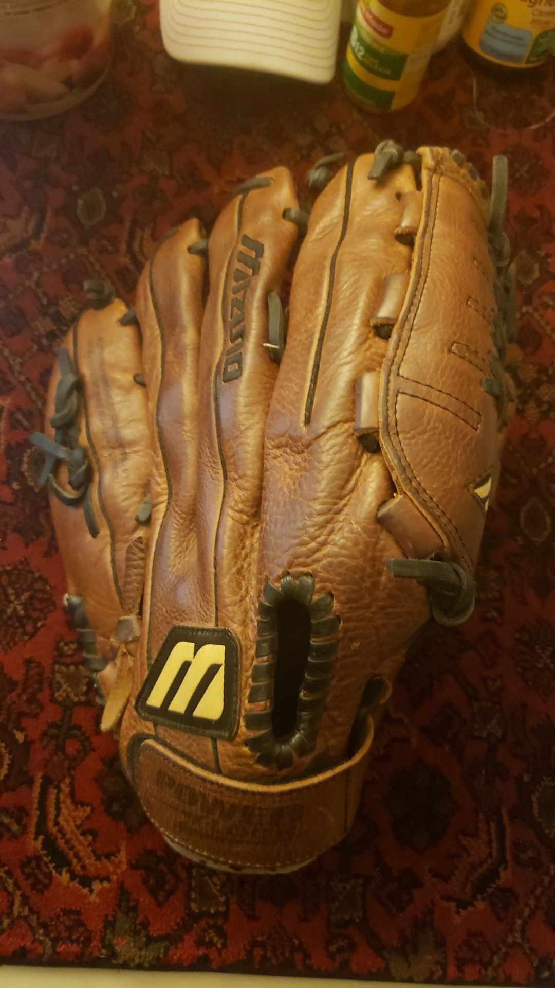 Mizuno MFR-1303T 13" Baseball Softball Glove Right Hand Throw