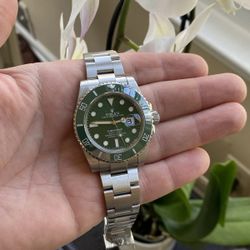 Rolex Submariner 40mm 116610 Green Ceramic Bezel Insert For 116610LV Hulk Mint