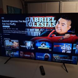 65 in smart Samsung like new works perfect with remote 195 no less