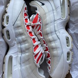Nike Air Max 95- Women’s 9.5 (DJ6903-100)