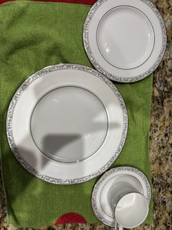 Lenox China Kensington Square -Set of 12- Each Set Of 4 $ 75
