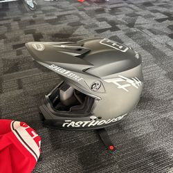 Never Used Fasthouse Bell Helmet