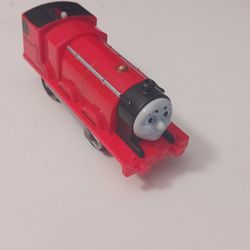 Thomas and Friends Trackmaster Motorized JAMES RedTank Engine 2013 Read Descri 