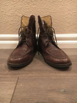 Women’s 8.5M Ariat Genuine Leather Boots