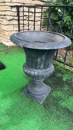 Black resin urn