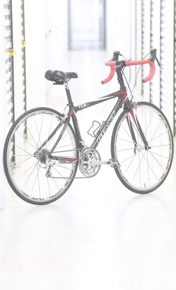 Giant TCR Composite Small Shimano Ultegra Triple 3x10 Carbon Mavic  Ksyrium SL Wheels X Comfort Saddle