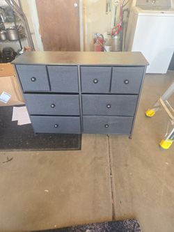 Dresser