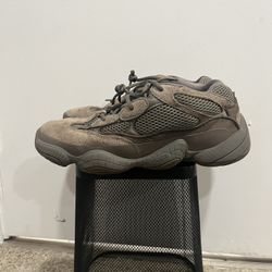 Yeezy 500 “Brown Clay”