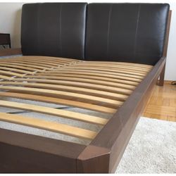 🌰 Queen Size Stockholm Bed Frame 🌰