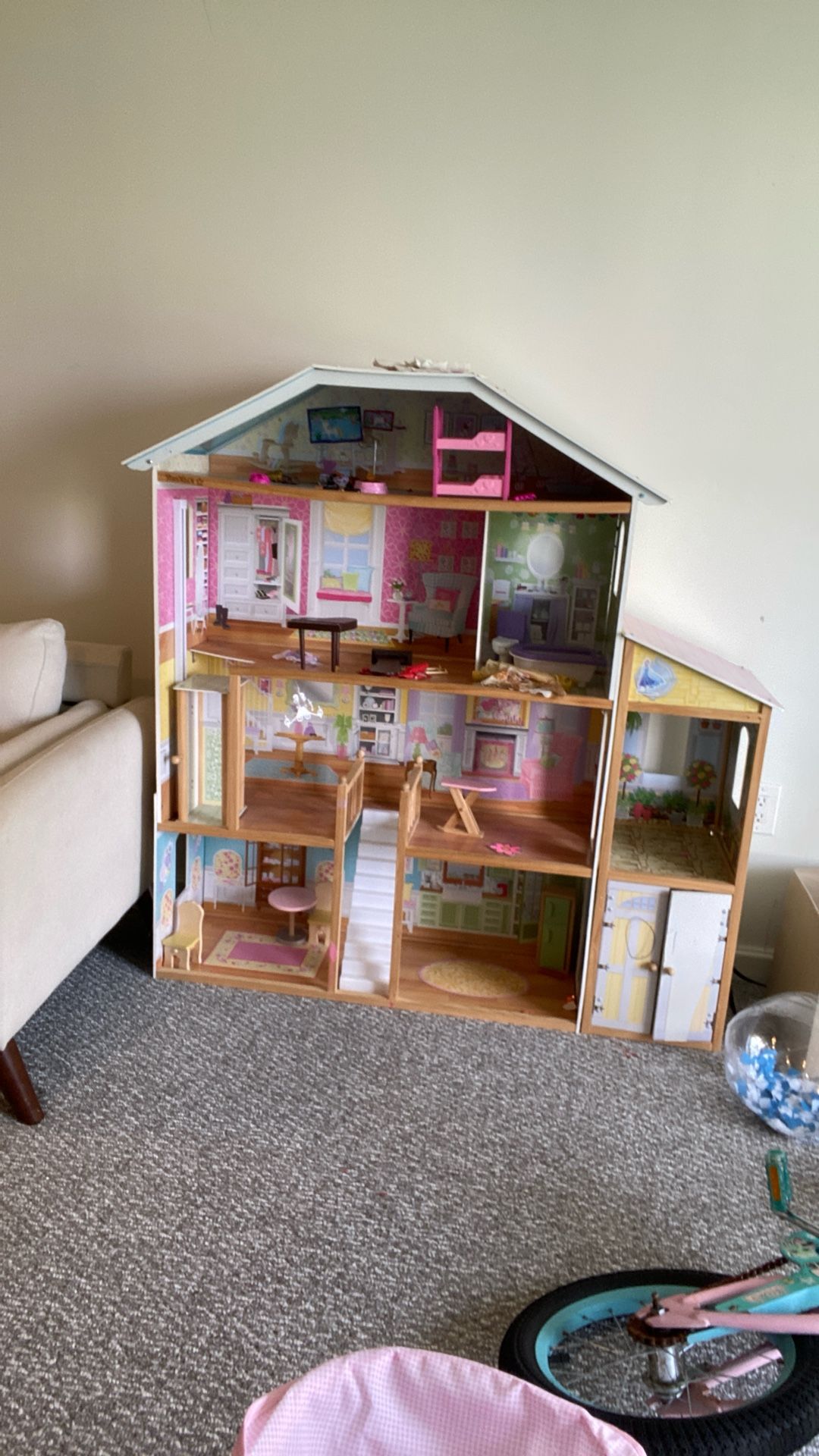 Free Doll house
