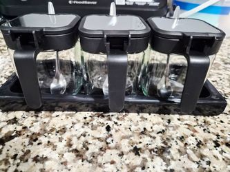 New. Seasoning glass container set