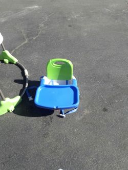 Silla para comer para niño de por la cantidad de $15