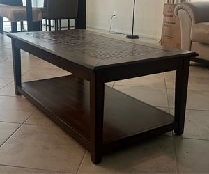 Coffee and side table set
