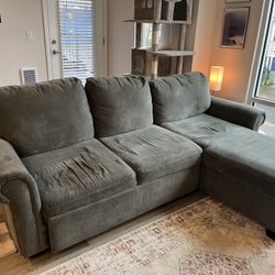 Sofa With Chaiseo and Pull Out