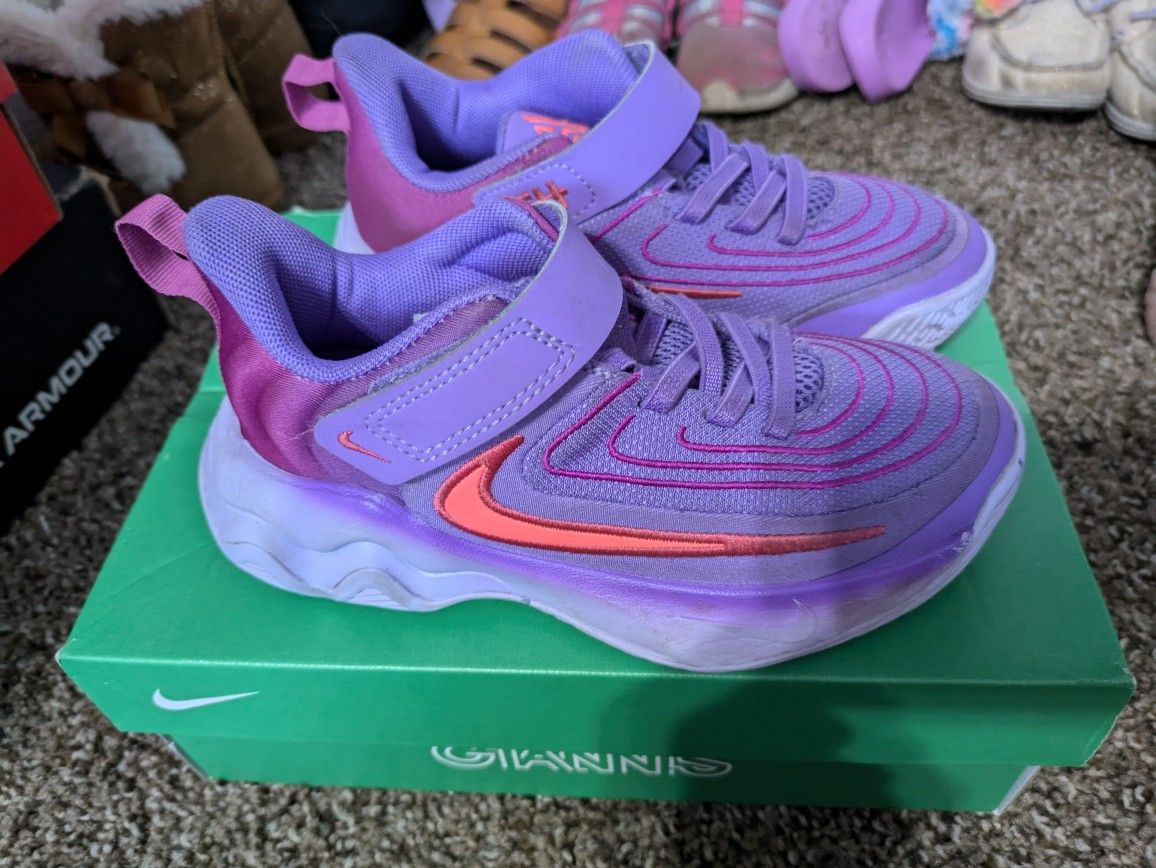 Giannis Immortality 4 Children size 11.5