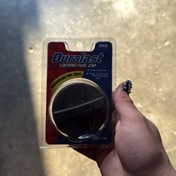 Duralast locking fuel cap