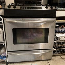 Frigidaire electric Oven With Gas Stovetop