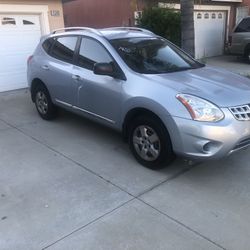 2015 Nissan Rogue , Low Miles 85k Excellent Condition, Clean Title 