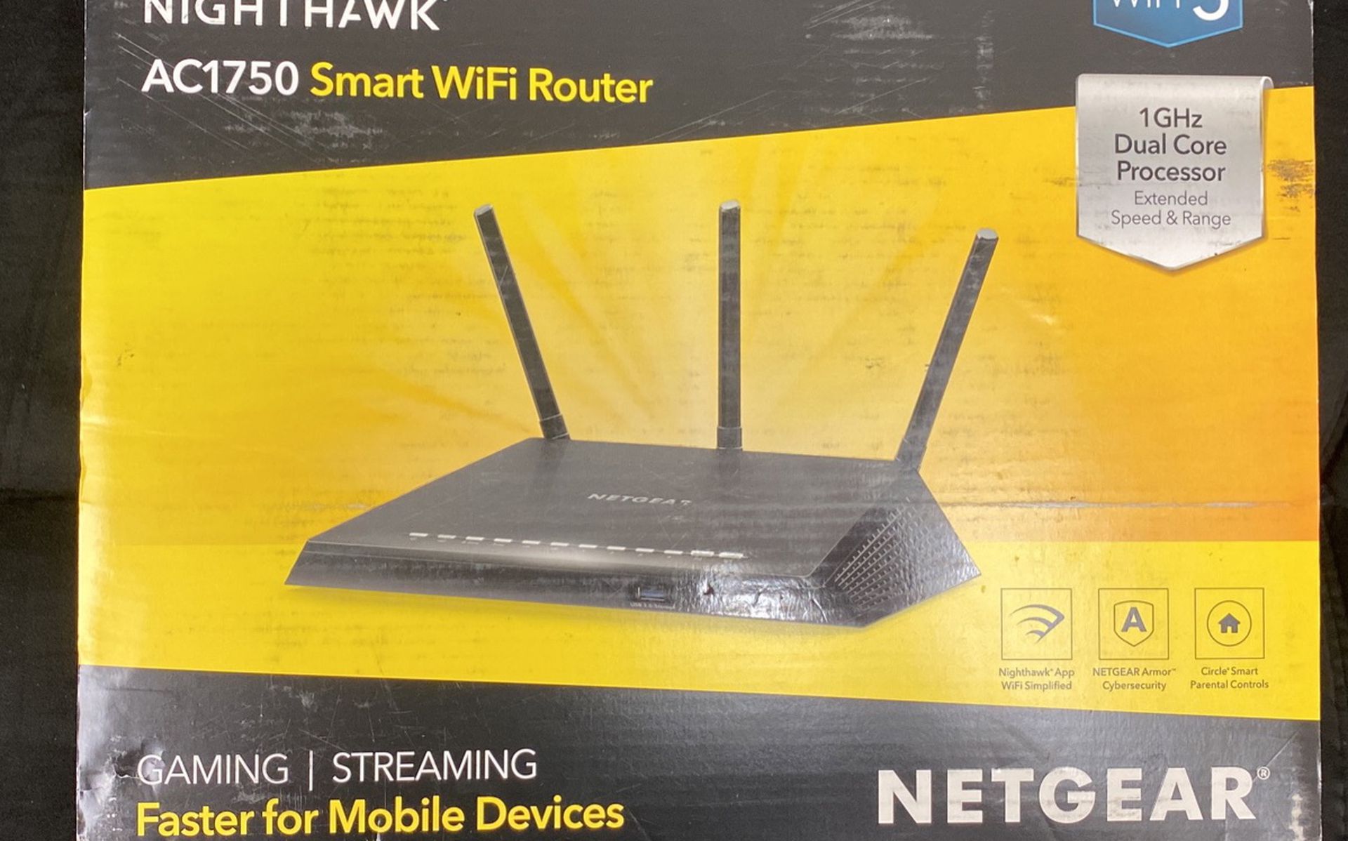 NETGEAR NIGHTHAWK Smart WiFi Router For Gaming And Streaming