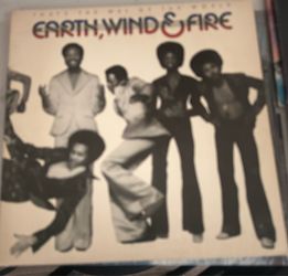 1975 earth, wind, and fire album $20