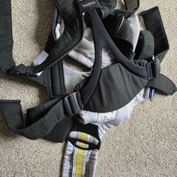 Baby Bjorn Carrier 