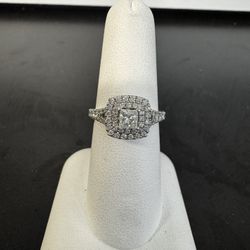 0.950% platinum diamond ring 