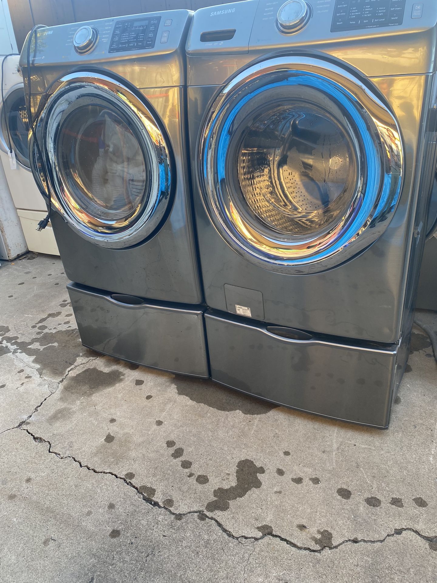 Washer And Dryer For Parts Or Repair