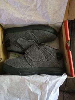 Size 9 Kids Shoes/Footwear