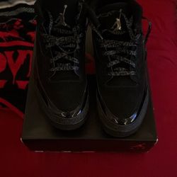 Jordan 3 Black Cat