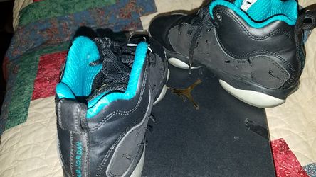 Boys Jordan size 3