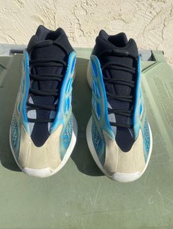 Yeezy 90$ size 11.5 men