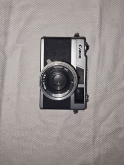 Canon Canonet 28 Rangefinder 35mm Film Camera  needs battery's