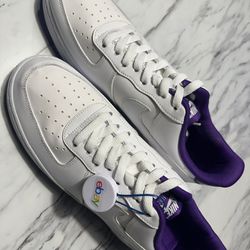 Nike Air Force 1 - White Voltage Purple - Size 9.5